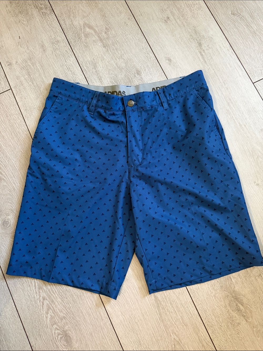 Men's 32” Waist - 4 pair of Shorts - Picture 11 of 13